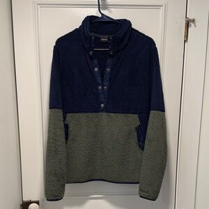 Marmot Women’s Blue and Green Zip Up Sweater